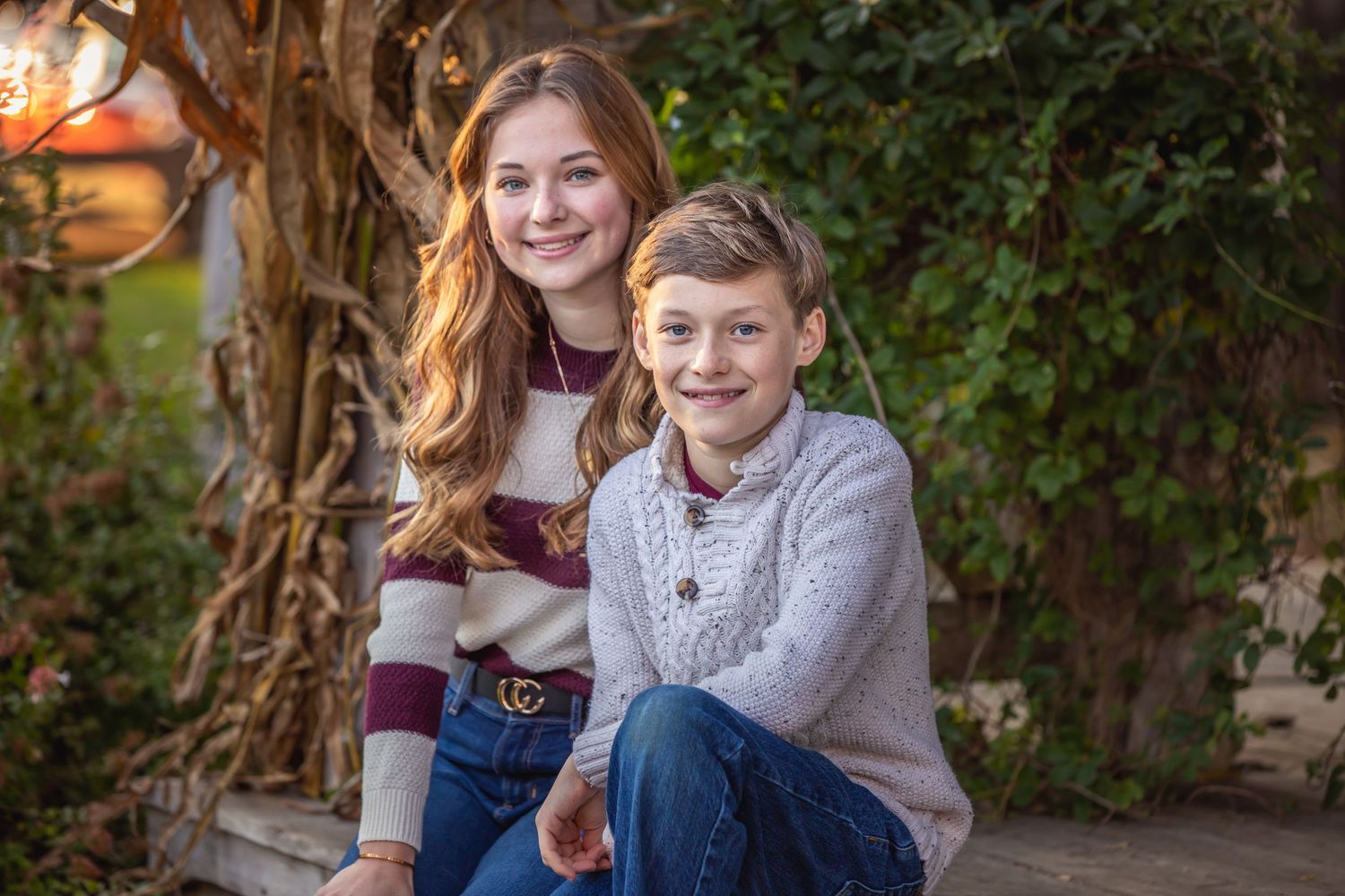 Family portrait photography in middle Tennessee with warm and vibrant.