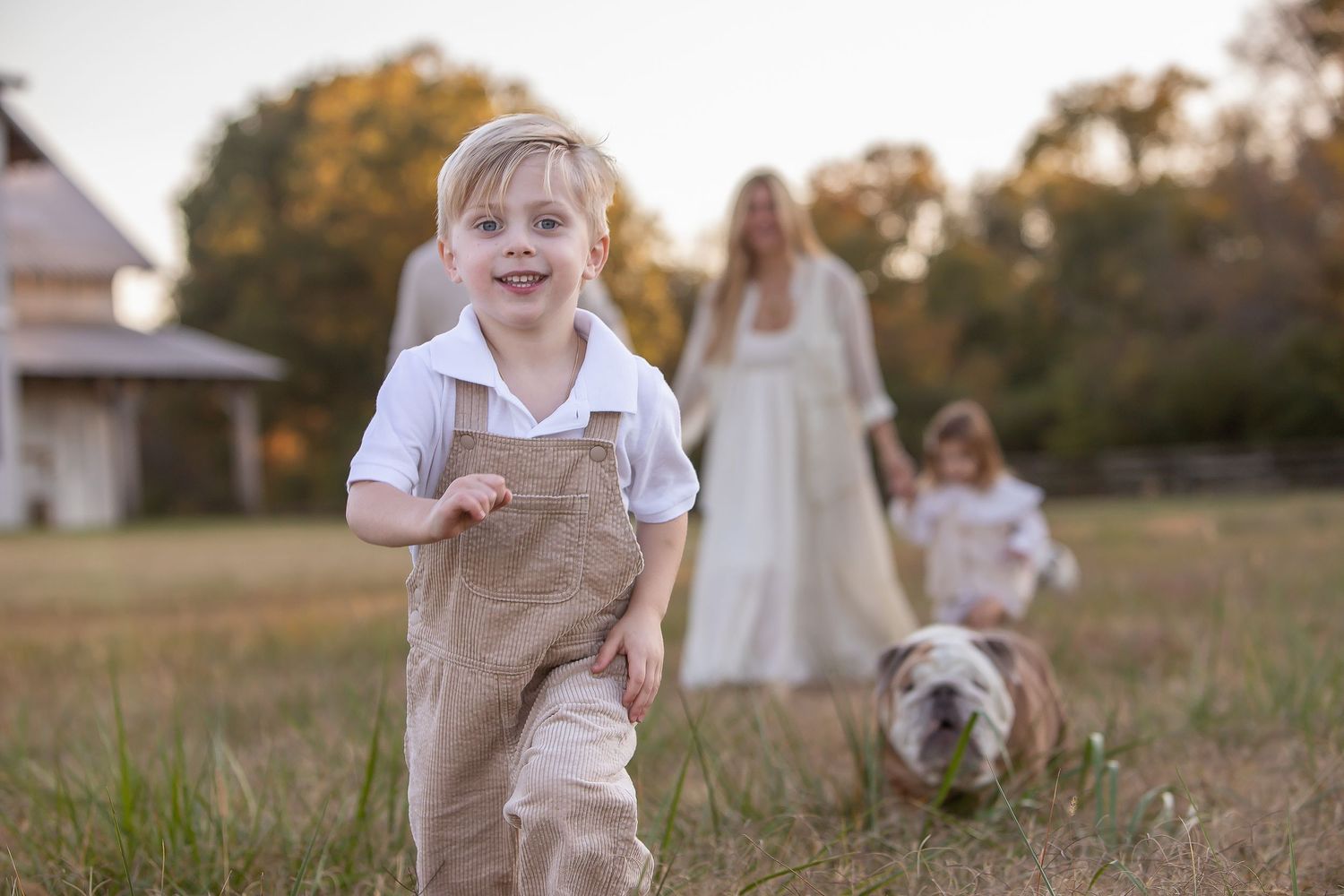 Family portrait photography in middle Tennessee with warm neutral tones.