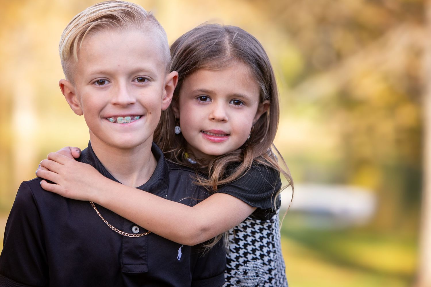 Family portrait photography in middle Tennessee with warm neutral tones.