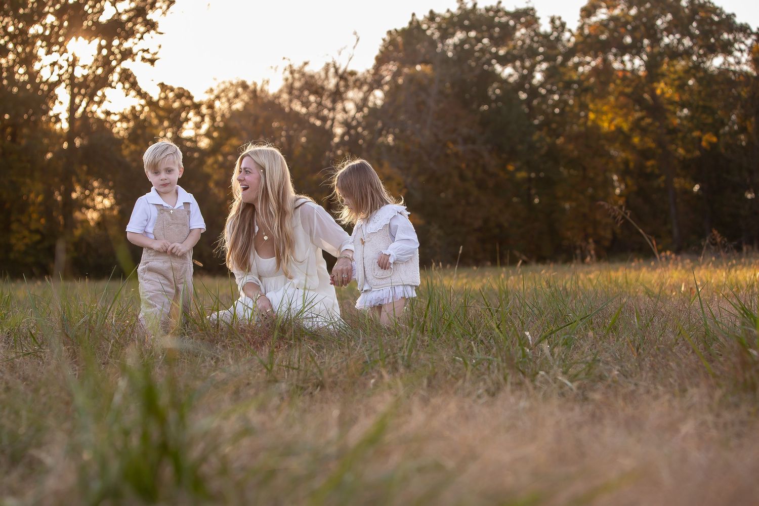 Family portrait photography in middle Tennessee with warm neutral tones.