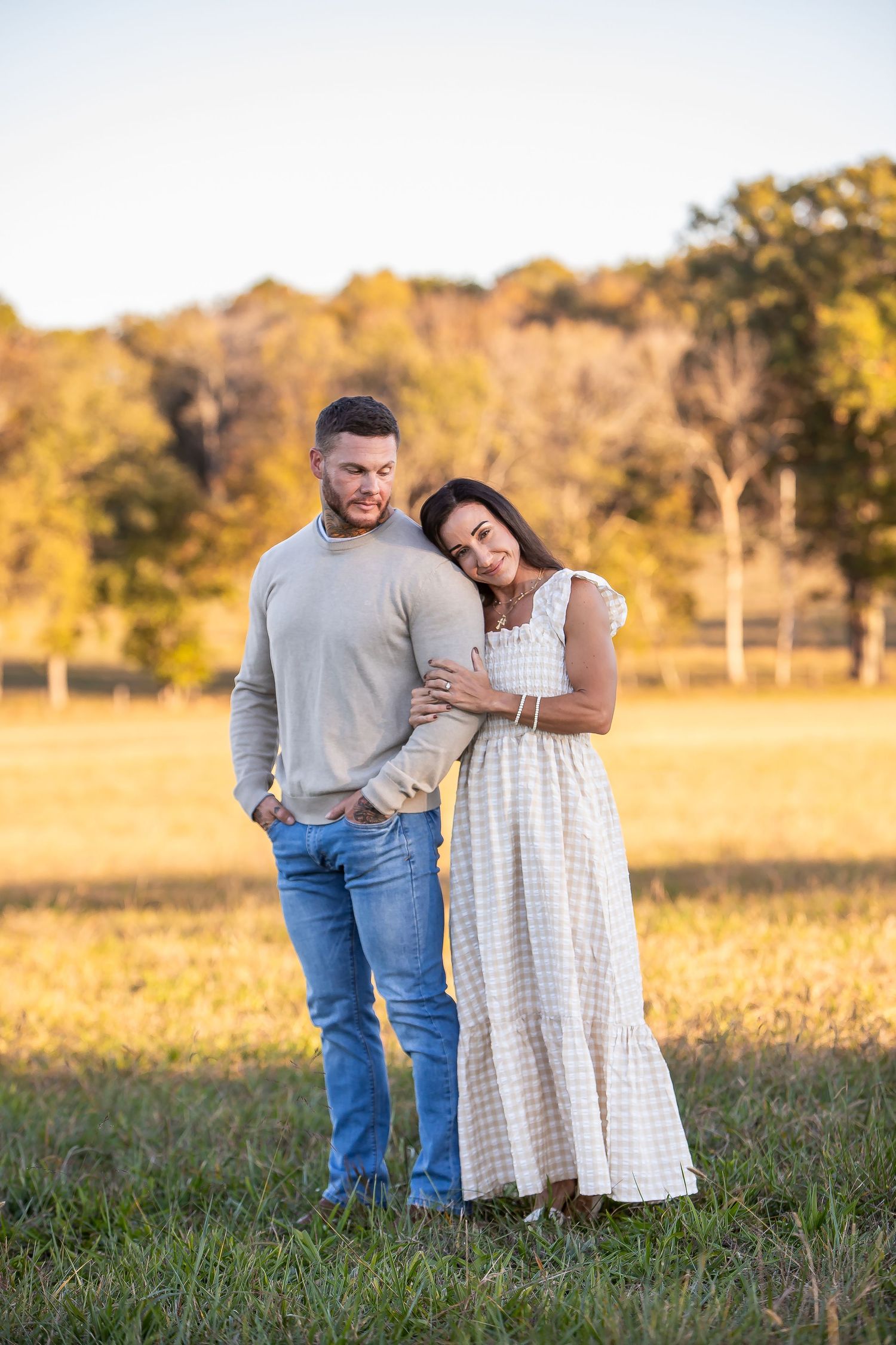 Family portrait photography in middle Tennessee with warm and vibrant.