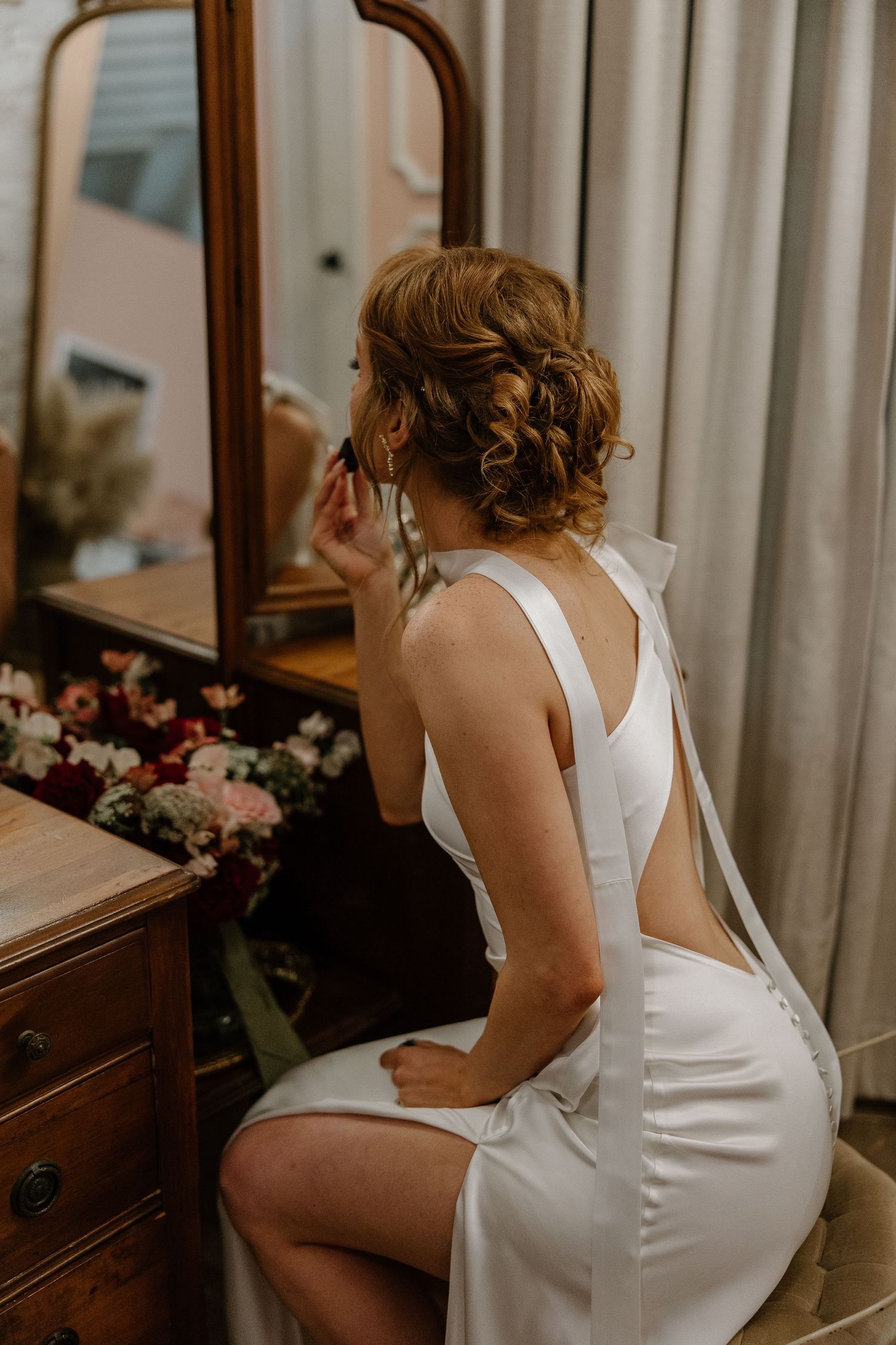 Romantic, light and airy wedding, couples, and family photographer based in Parrish, Florida serving Lakewood Ranch, Bradenton, Sarasota, an