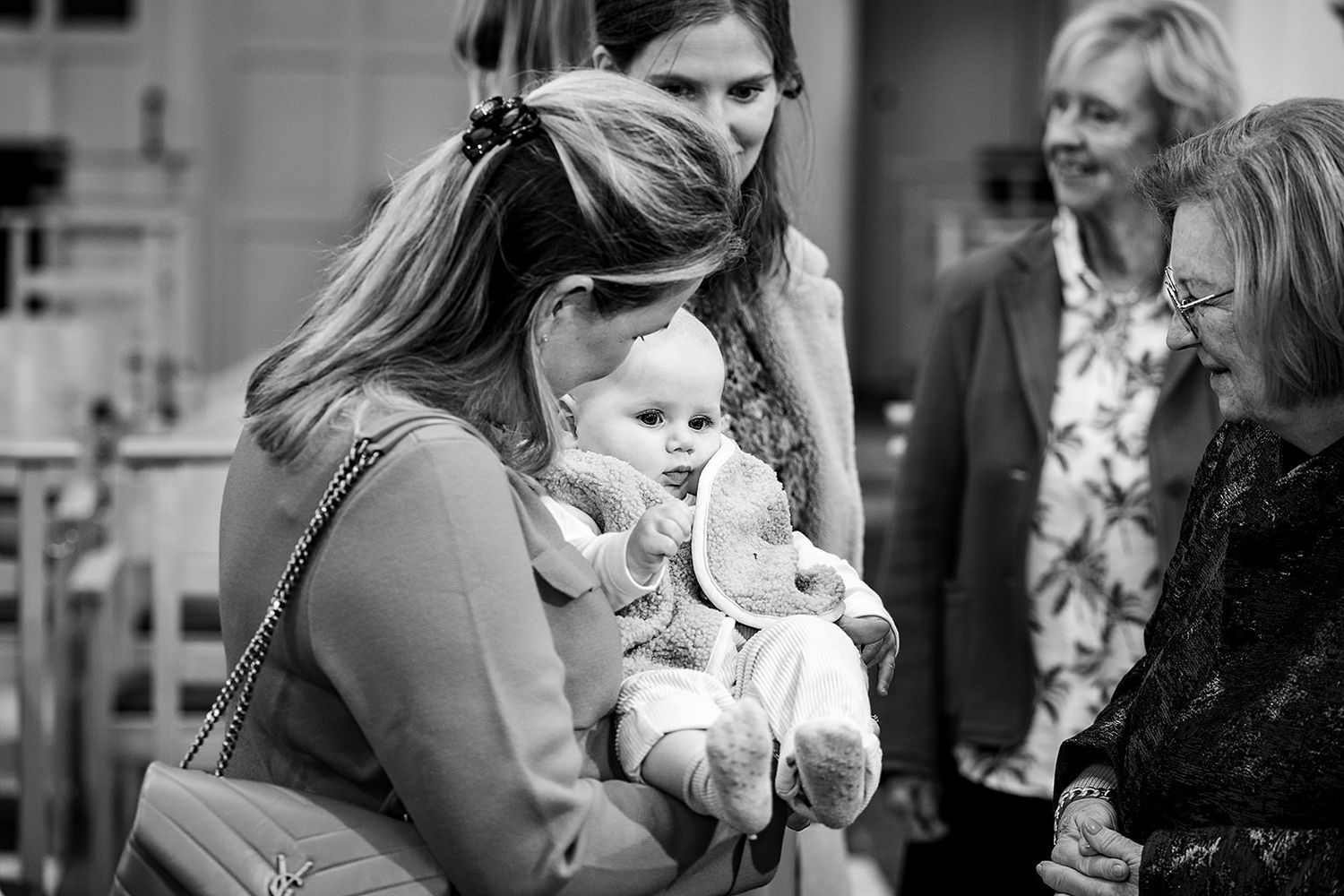 zwart-wit foto's, Doopsel in de kerk van Zuienkerke