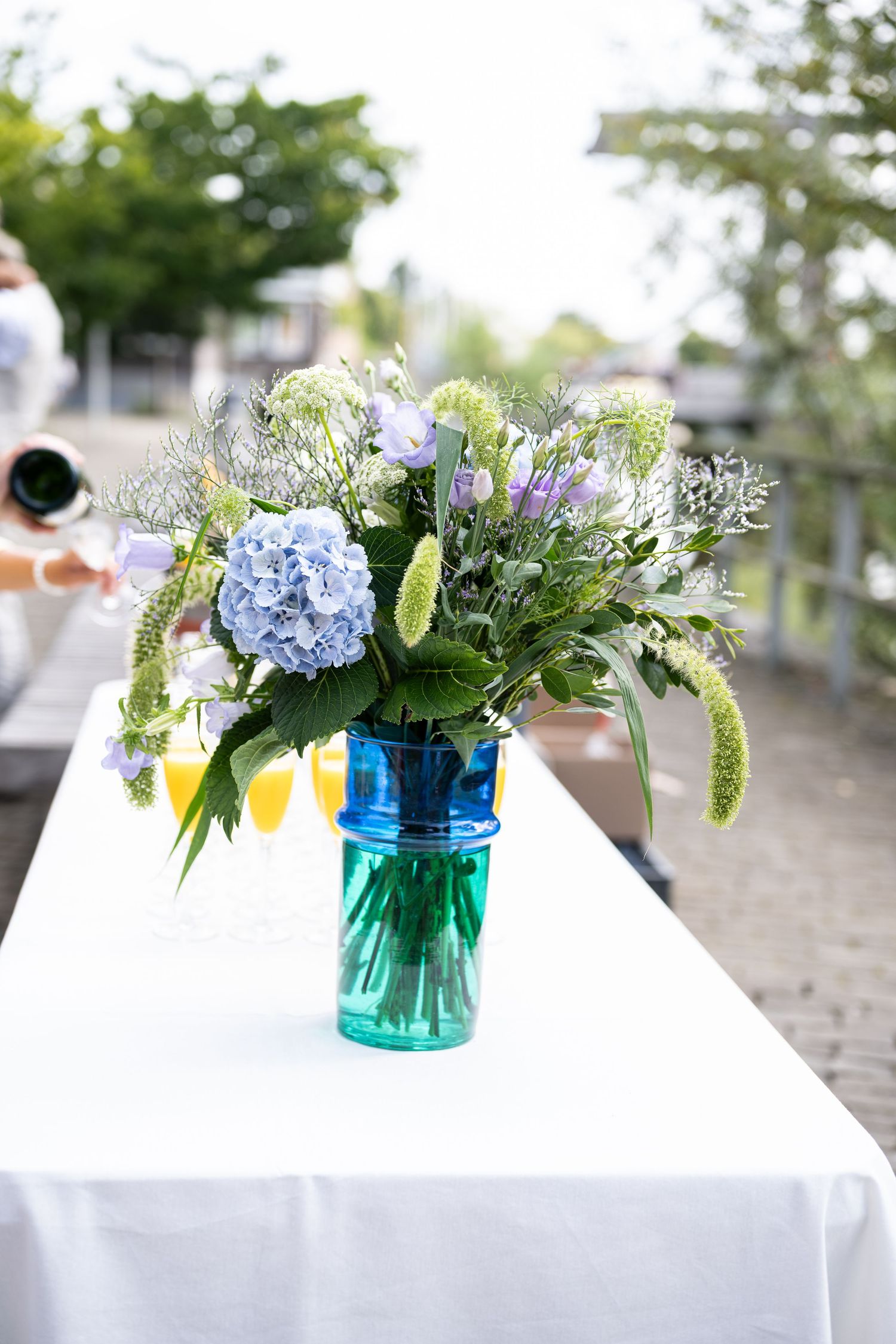 Bloemen bij het stadhuis van Deinze