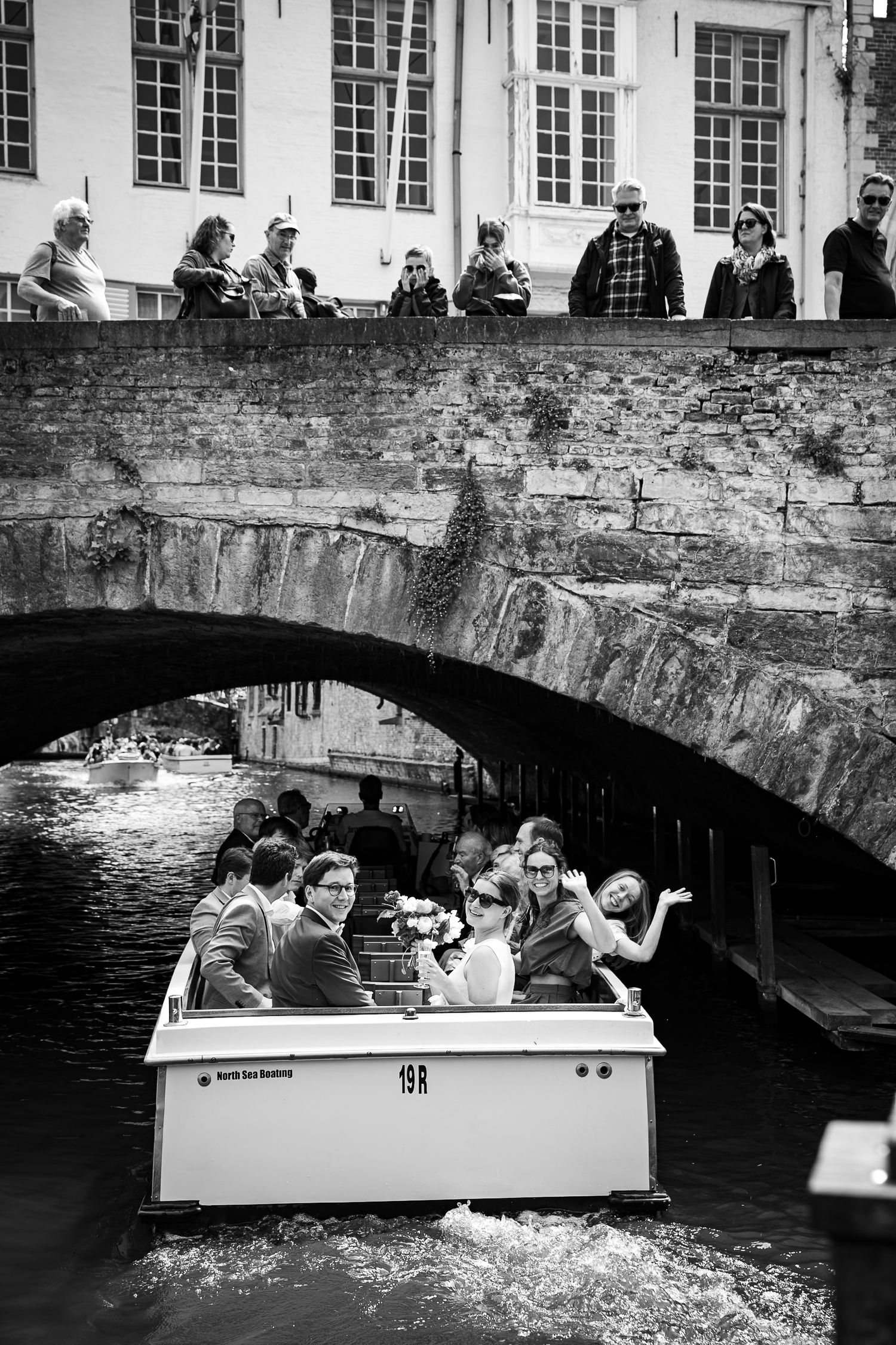 Koppelfotografie in een boot aan de reitjes in het historisch centrum van Brugge