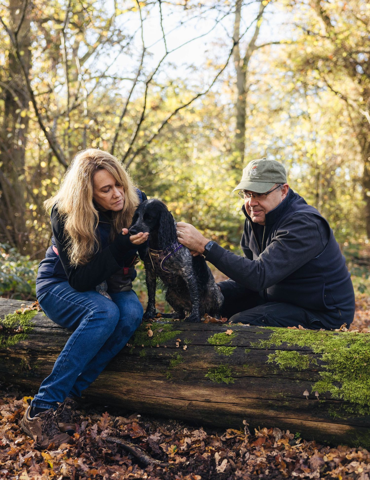 Autumn couples photoshoot with a couple and their dog in Worcestershire by EvieSJPhotography.