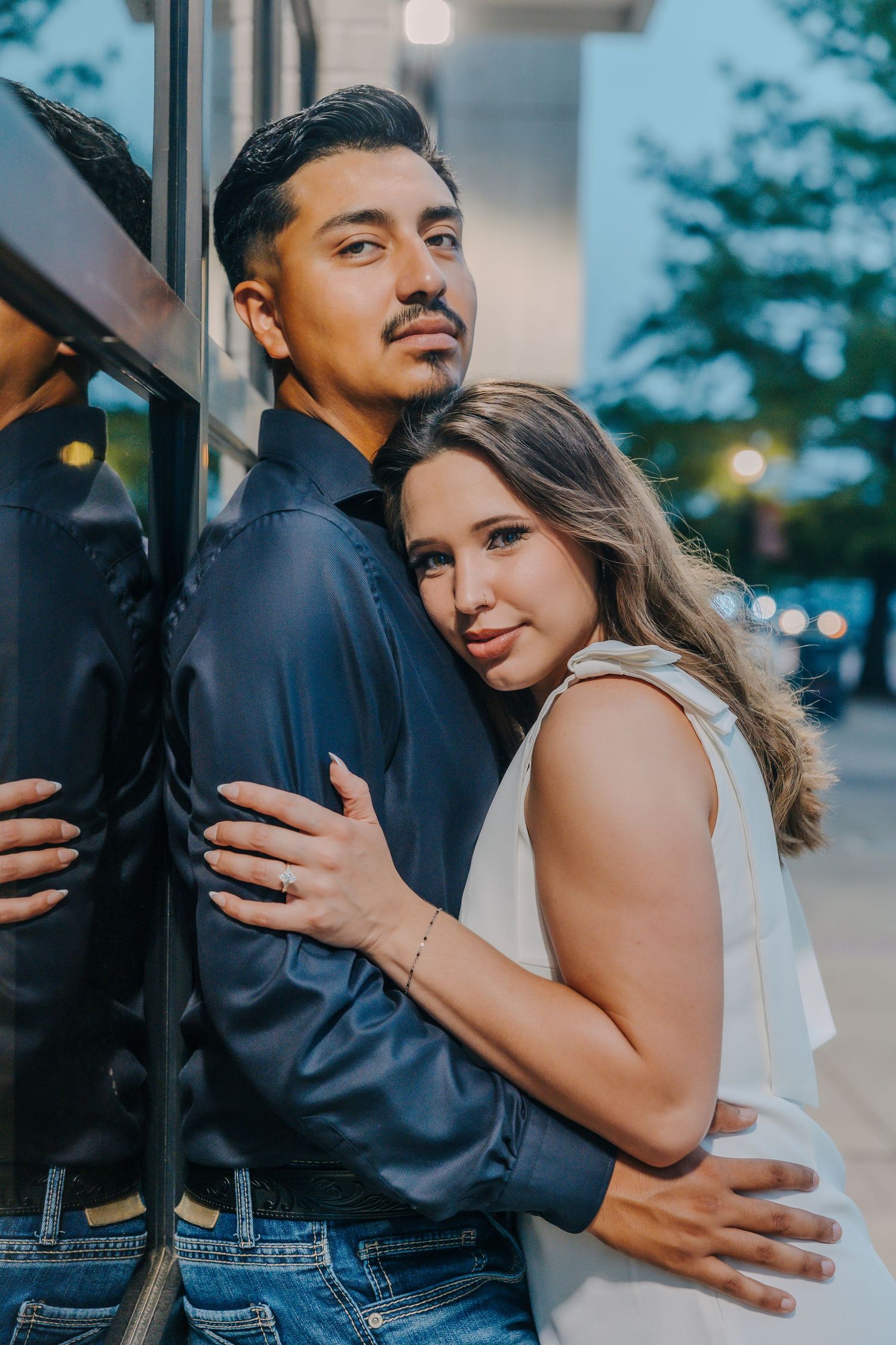 Tyler TX engagement photographer photographing outdoor engagement session.