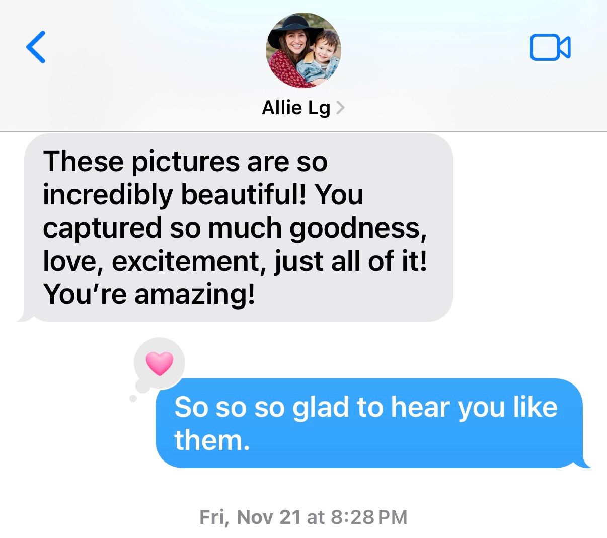 Text message conversation showing a compliment about beautiful photos and an appreciative response.