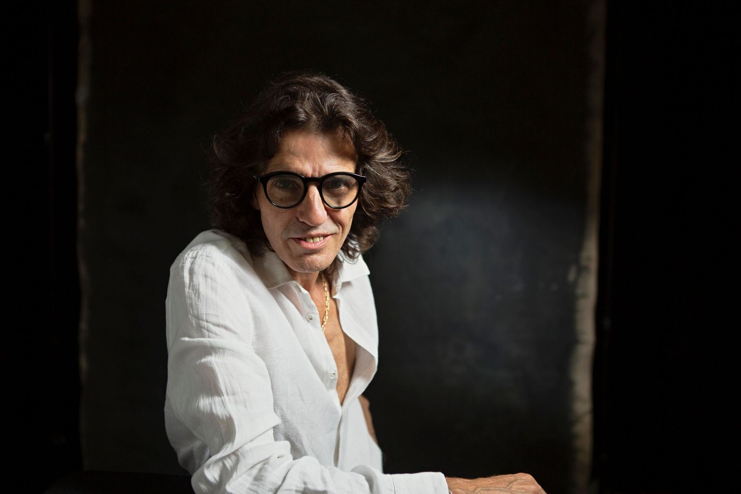 fine art, rembrandt lighting, white shirt, character, actor, man, portrait, caucasian, mediterranean, italian, piero, in