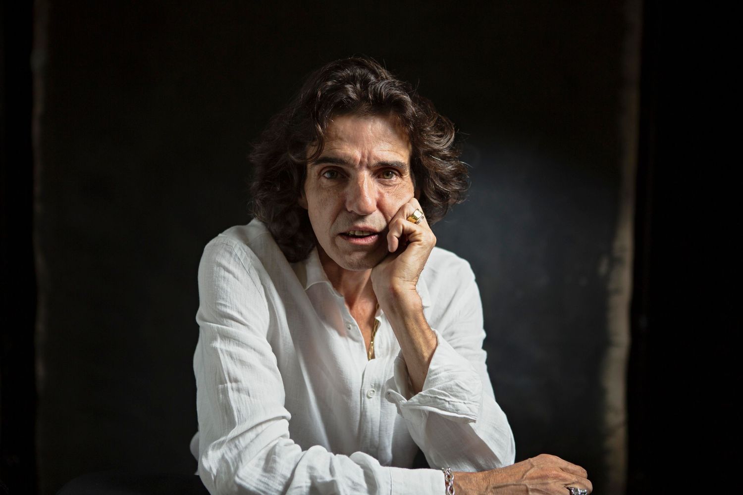 fine art, rembrandt lighting, white shirt, character, actor, man, portrait, caucasian, mediterranean, italian, piero, in