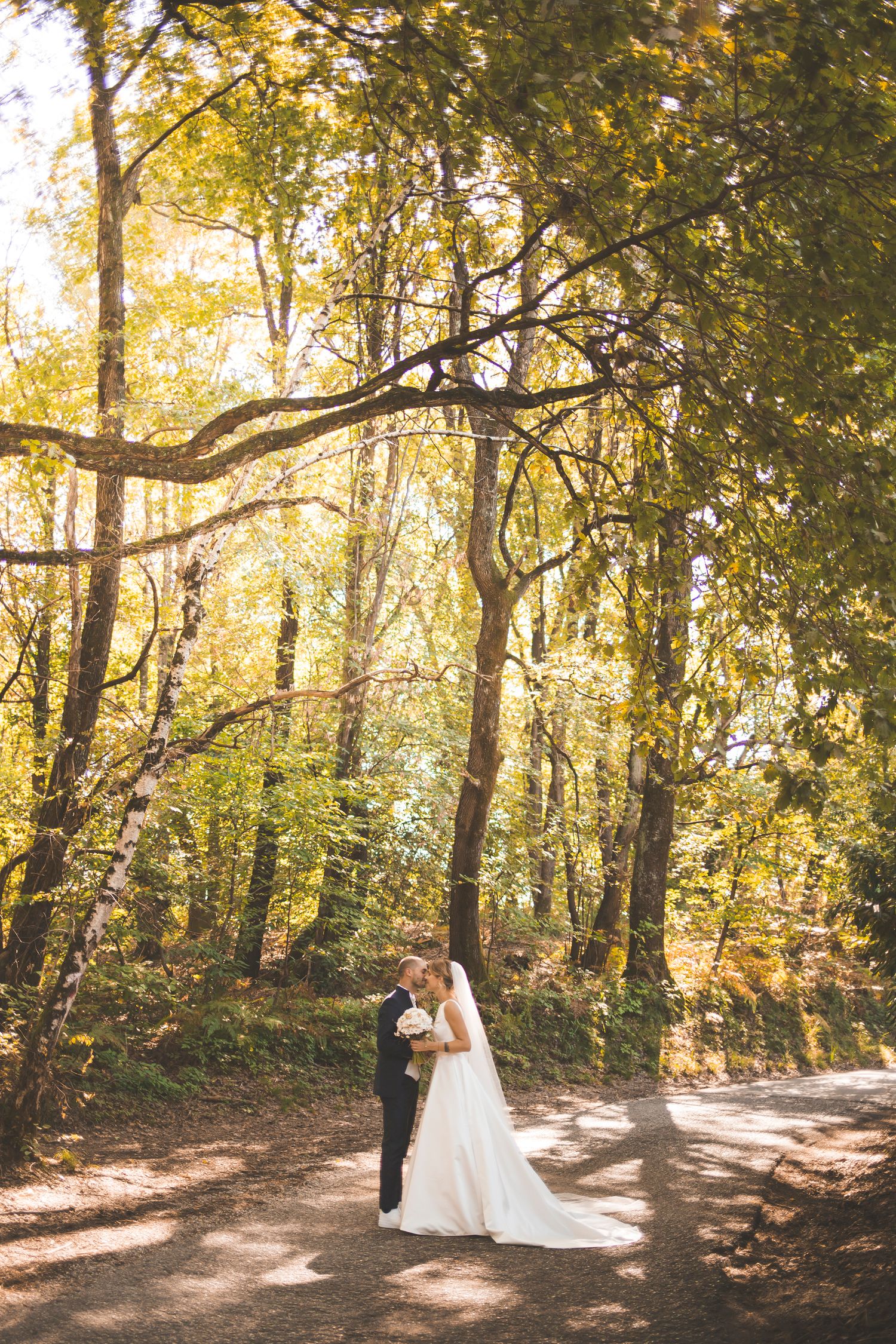 foto di matrimonio nel bosco del falco montello treviso