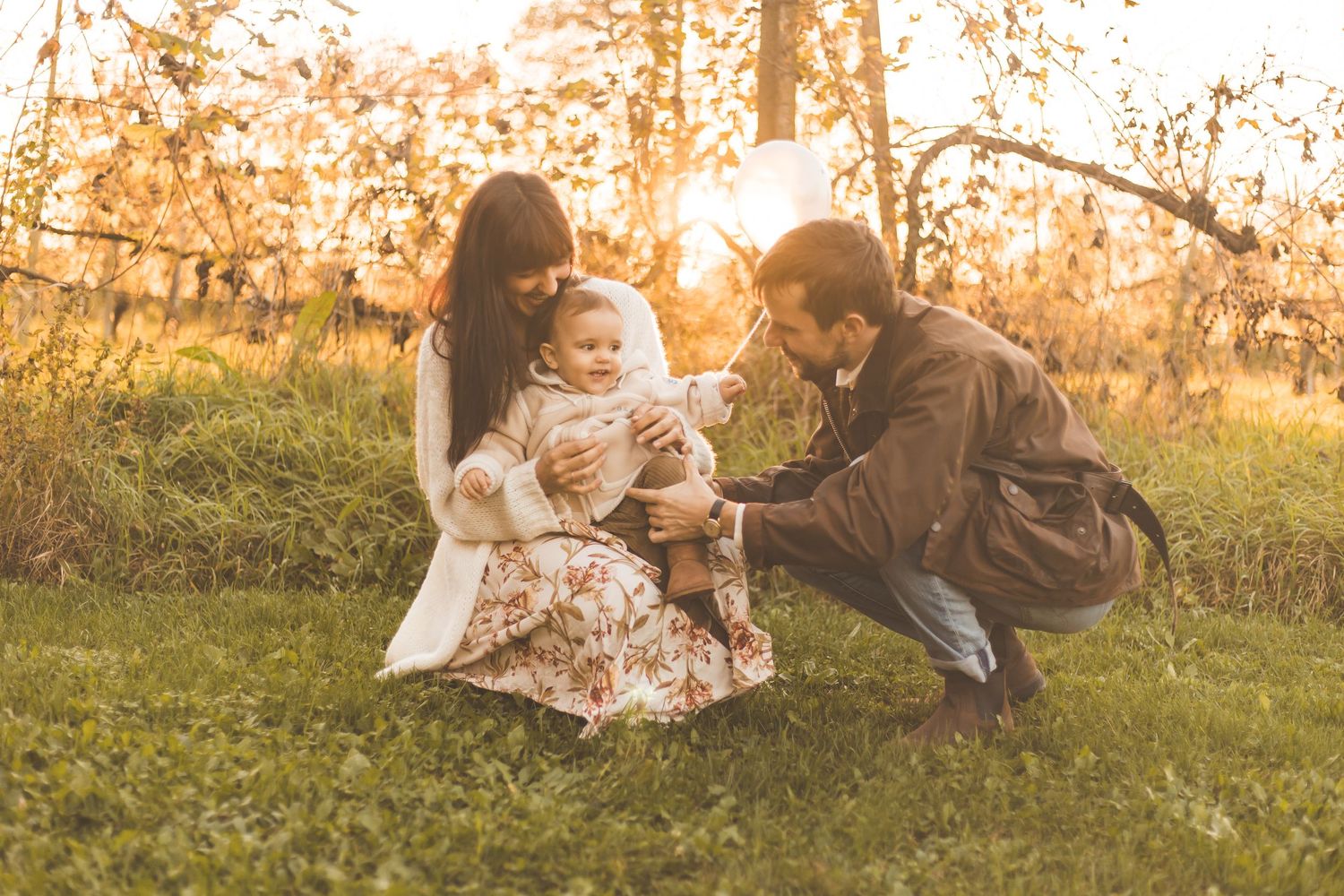 foto di famiglia al tramonto con golden hour campagna treviso