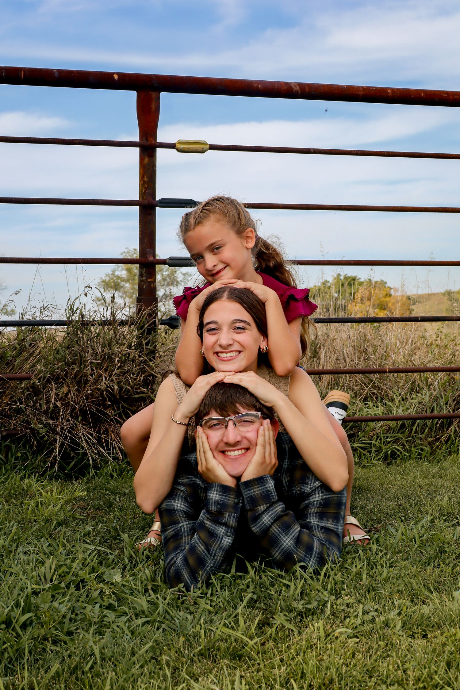 Bismarck photographer North Dakota family portrait by Anna Nasset featuring genuine connection and clean professional editing.
