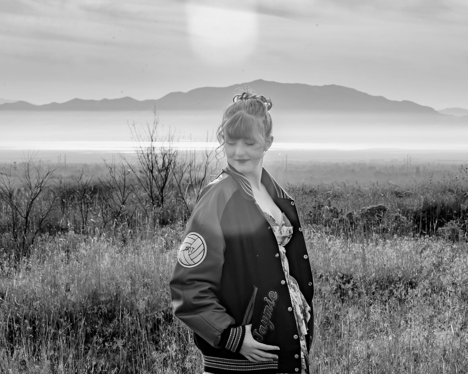 Northern Utah senior photographer capturing high school senior portrait in natural outdoor setting