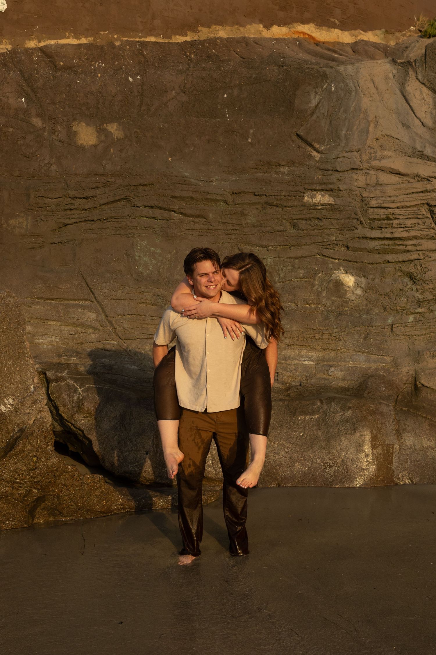 Romantic couples session at sunset in San Diego by Kindle Photography