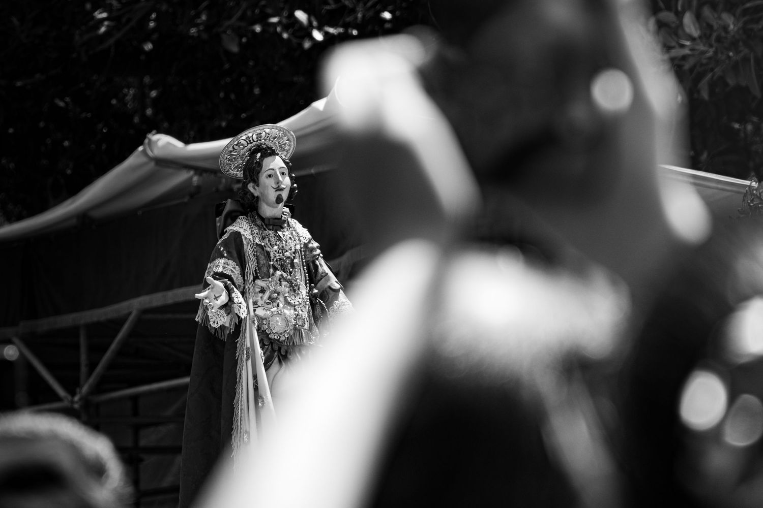 Statua di Sant'Efisio in processione