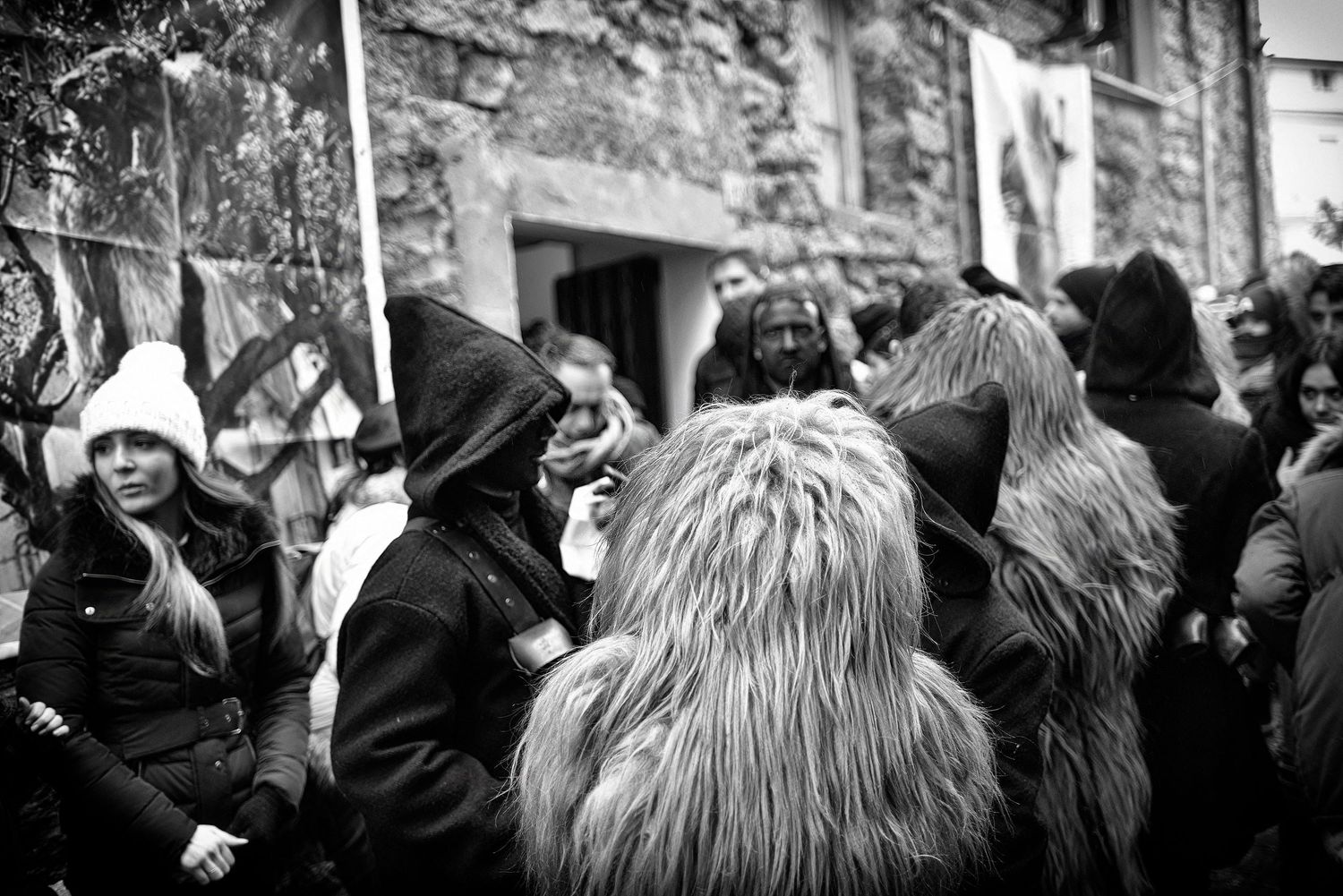 Maschere tradizionali sarde Urthos e Buttudos di Fonni - Dettaglio visivo