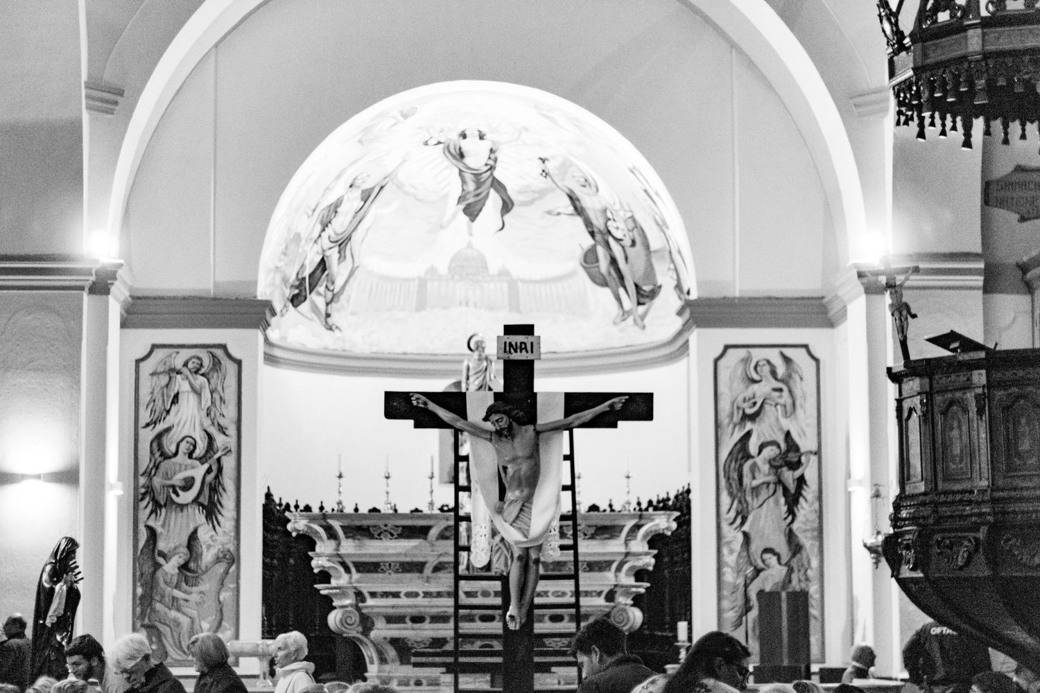 S'Iscravamentu religious ritual in Olbia, Sardinia - Emotional black and white storytelling by Marco Eretta