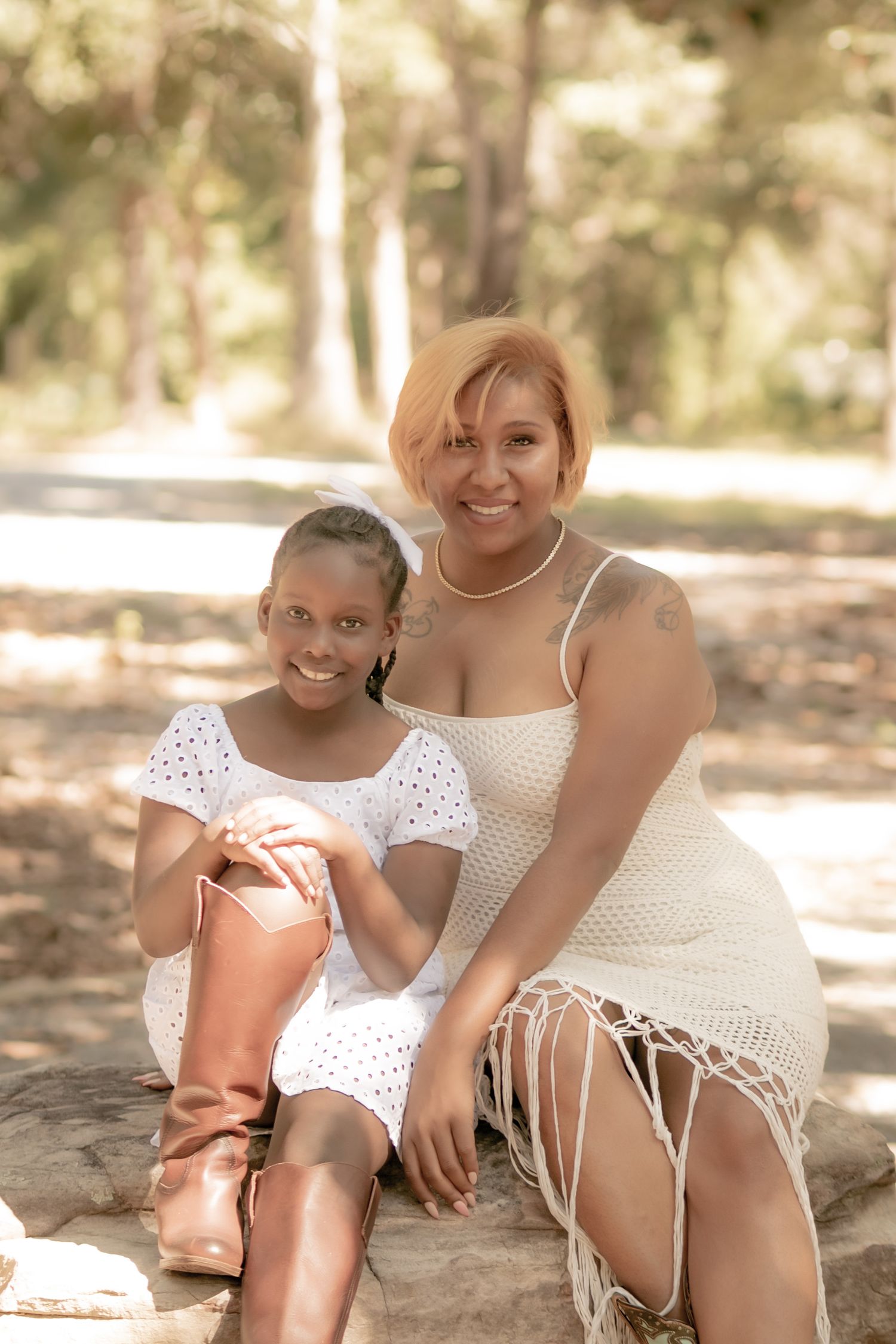mom and her daughter
