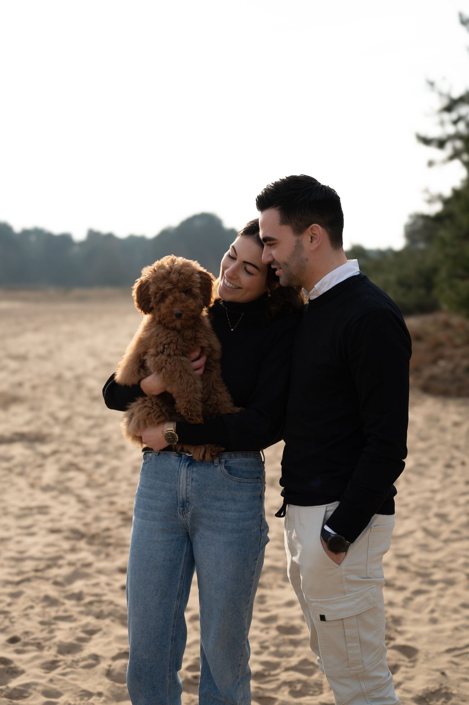 Liefdeskoppel met hond Marjolein Maes Fotografie