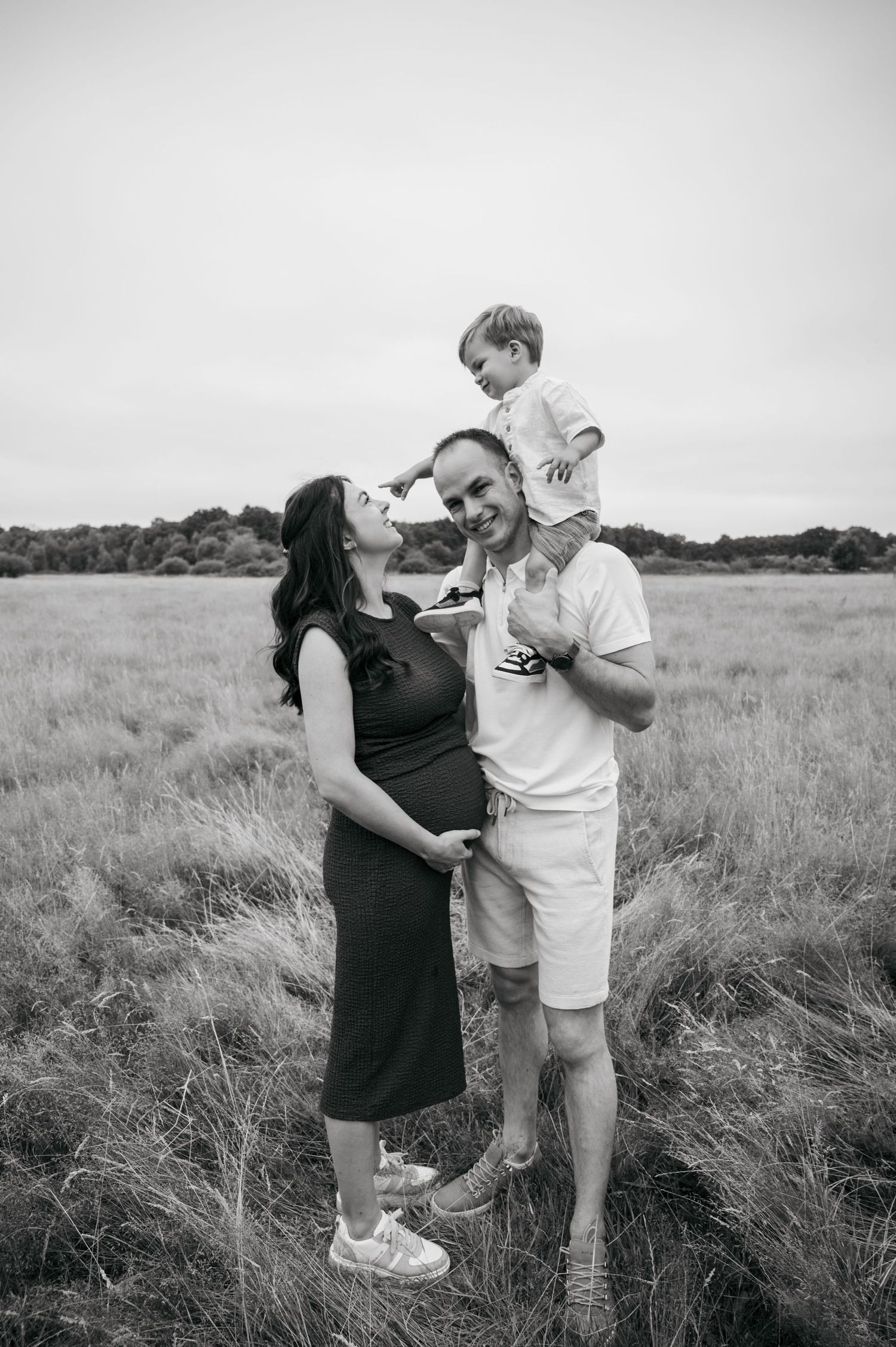 Zwangerschap familie buitenshoot Marjolein Maes Fotografie