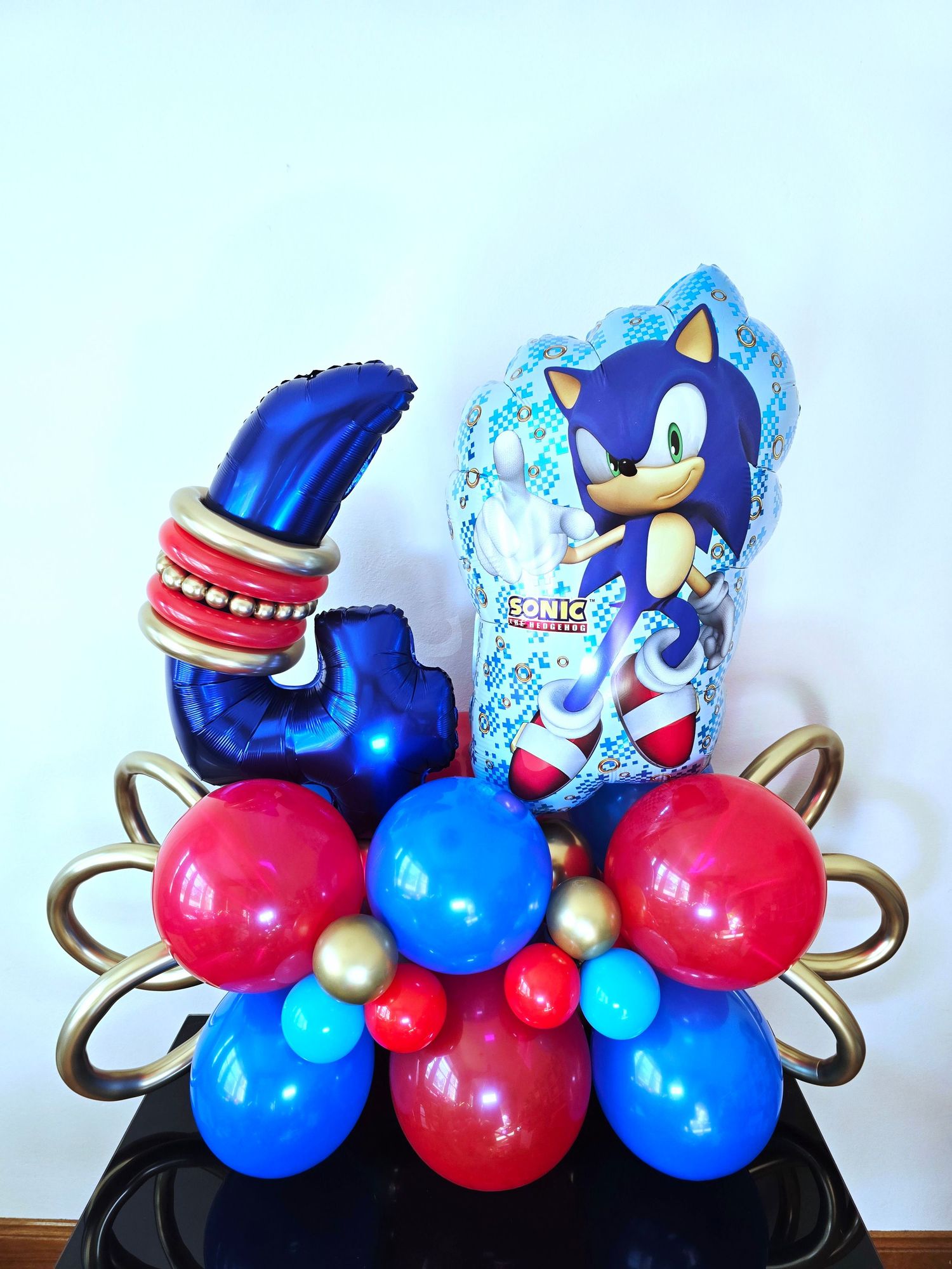 Kids Birthday Balloon Stack.
Birthday Balloon Styling.
Balloon Twisting
High Quality, Professional Grade Balloons.