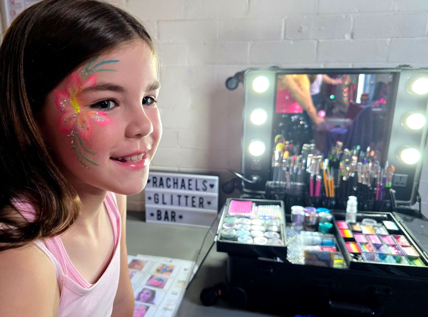 Northern Beaches Face Painter and Balloon Twister
Servicing Northern Beaches, Manly, Freshwater, Balgowlah, Mosman, North Sydney, Sydney