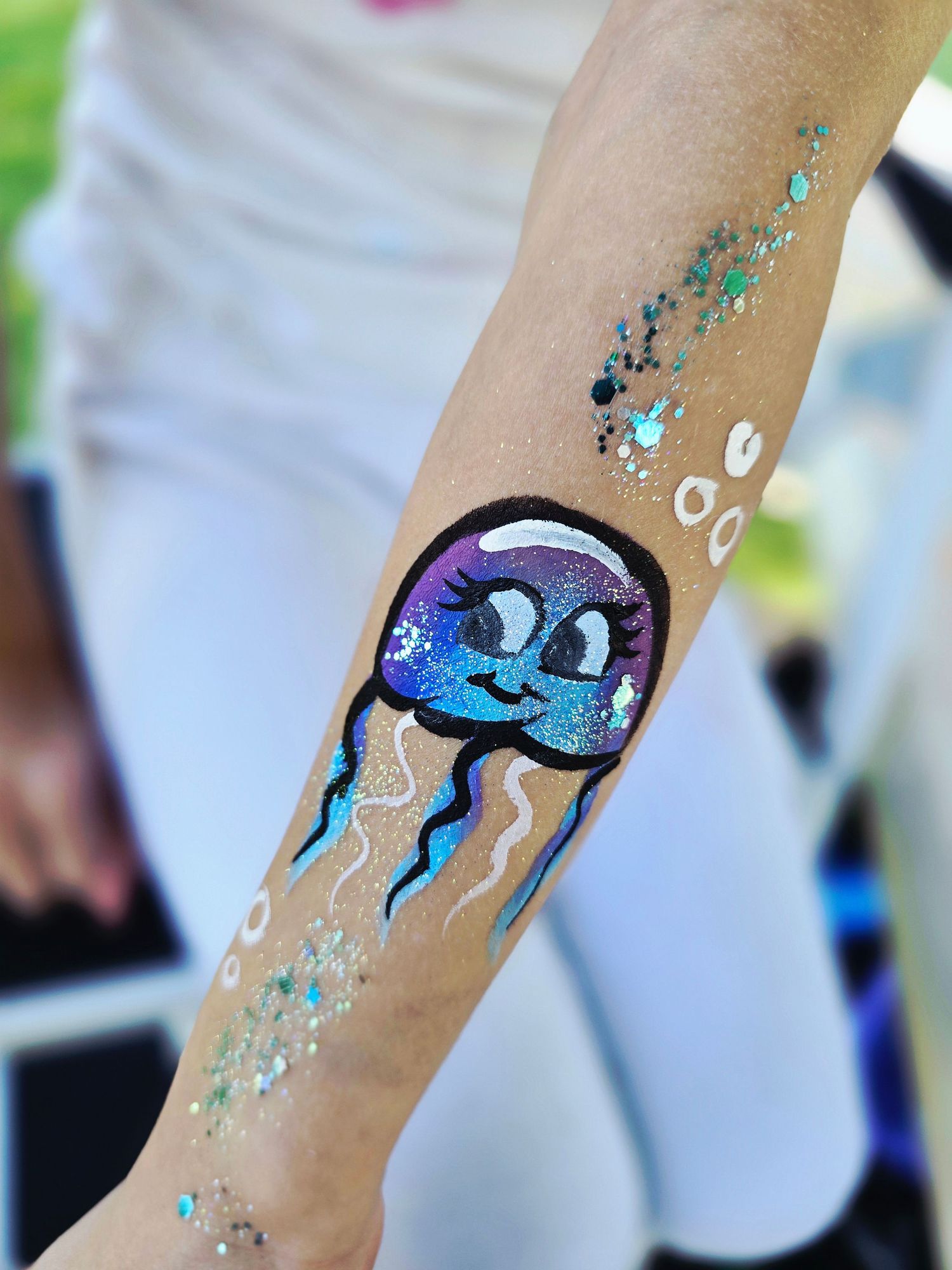 Angels Artistry. Professional Makeup, Face Paint & Balloon Twist Artist.
Face Paint, Character Makeup, Balloon Twist & Glitter Bar Artistry