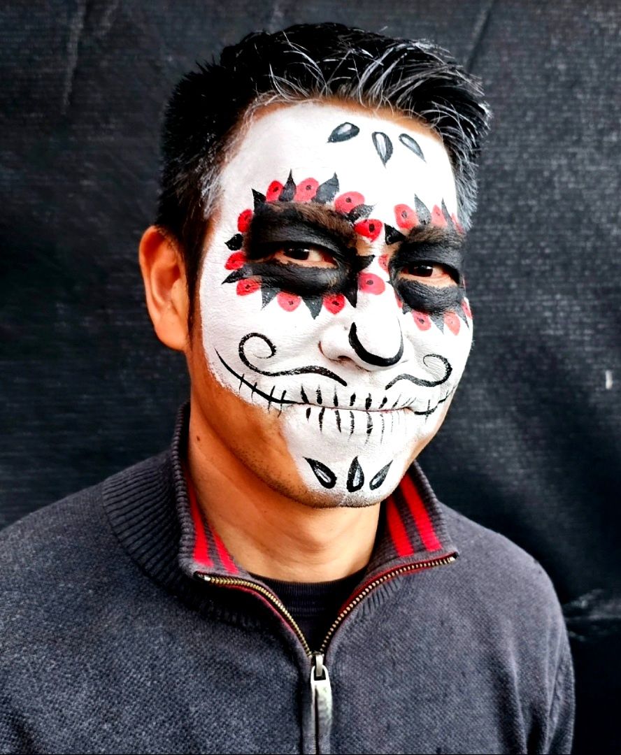 Halloween Makeup 
Halloween Face Paint
Day of the Dead Face Paint