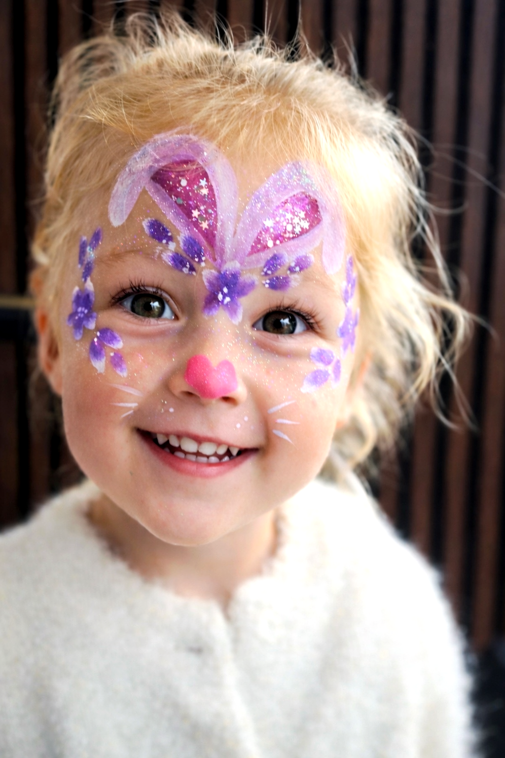 Bunny Face Paint.
Kids Professional Face Paint.
Face Painter and Makeup Artist Northern Beaches, Manly, Freshwater, Curl Curl