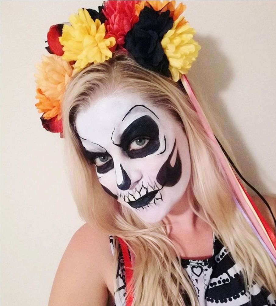 Skull Makeup for Halloween Costume Party.
SPFX Makeup.
Halloween Makeup.
Theatre Makeup.
Creative Makeup