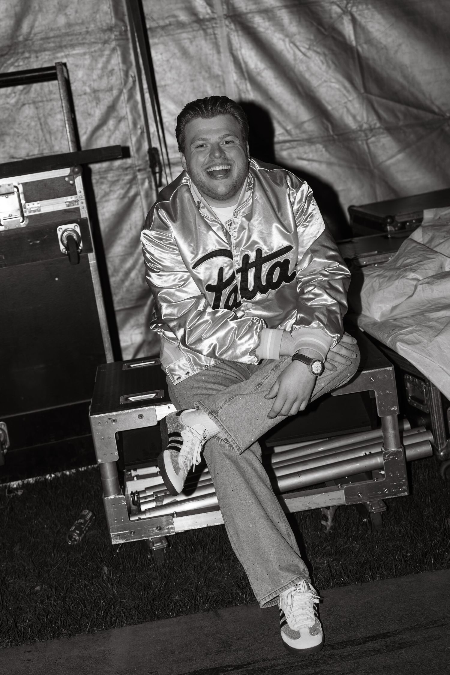 Jerome treedt op voor festivalgangers op Paaspop, fotografie door Eva Berendse Amsterdam