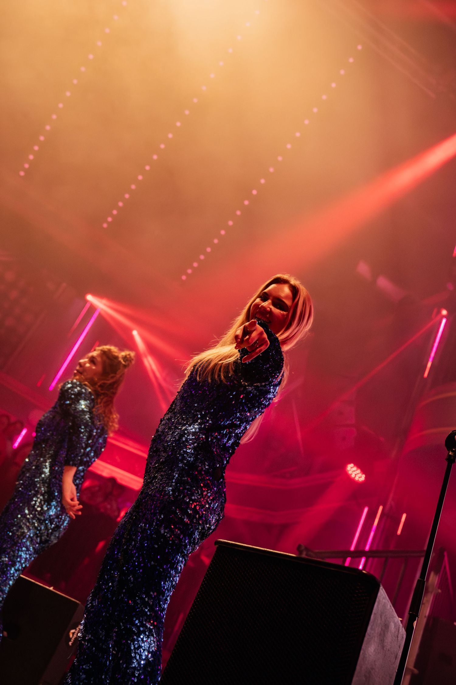 Jerome in actie op Paaspop festival, sfeervolle concertfotografie door Eva Berendse