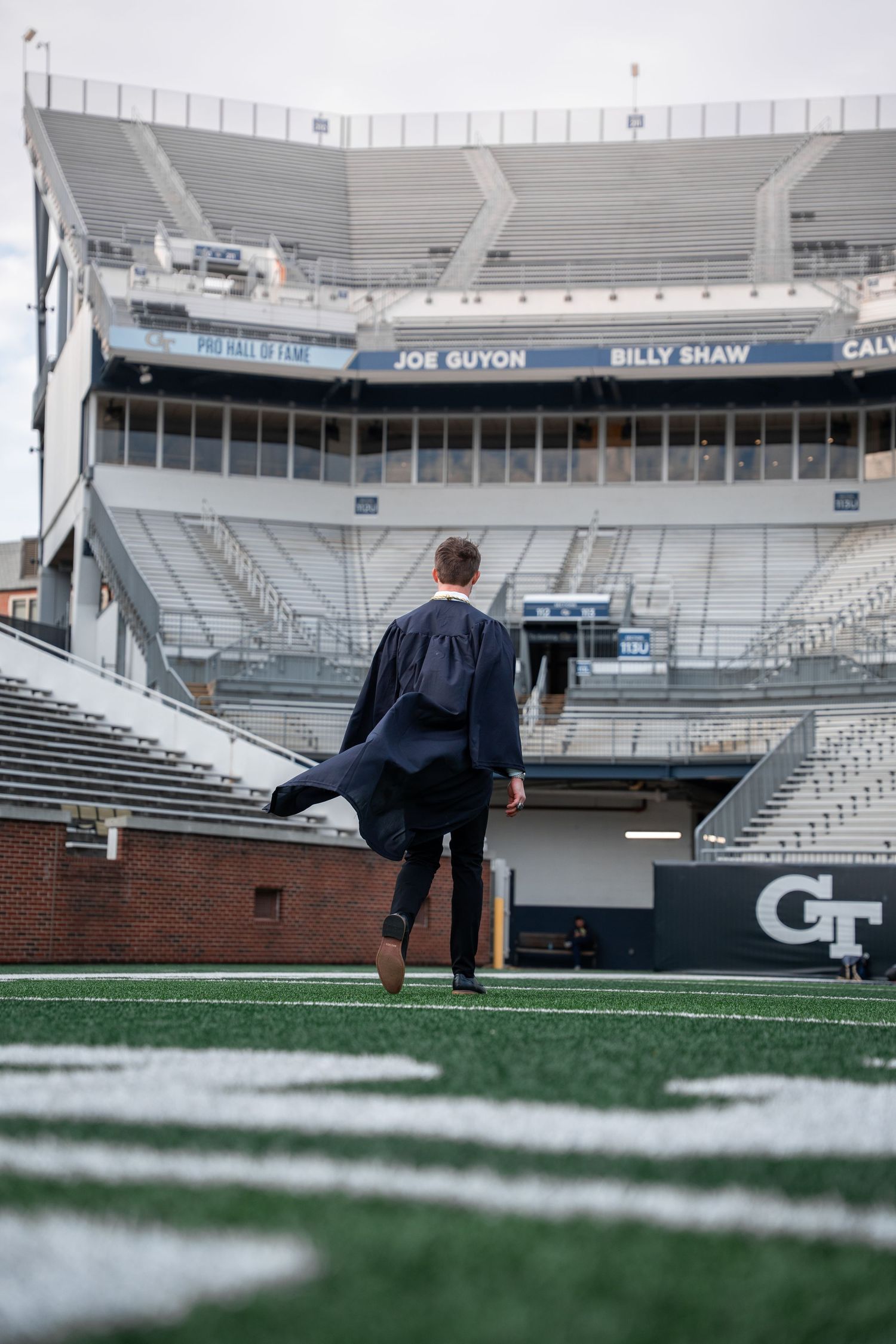 Bobby Dodd one of the best spots for Georgia Tech photos during your atlanta grad photoshoot