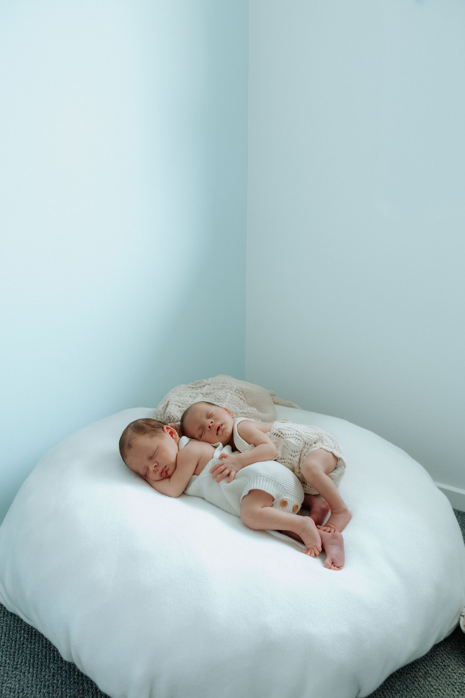 newborn photography, newborn photographer, Hervey Bay newborns, hervey bay newborn photographer, Hervey Bay mums