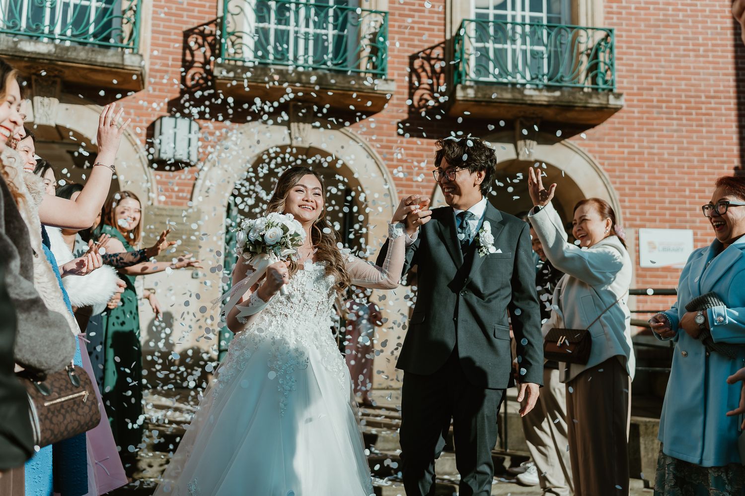 Wedding confetti shots