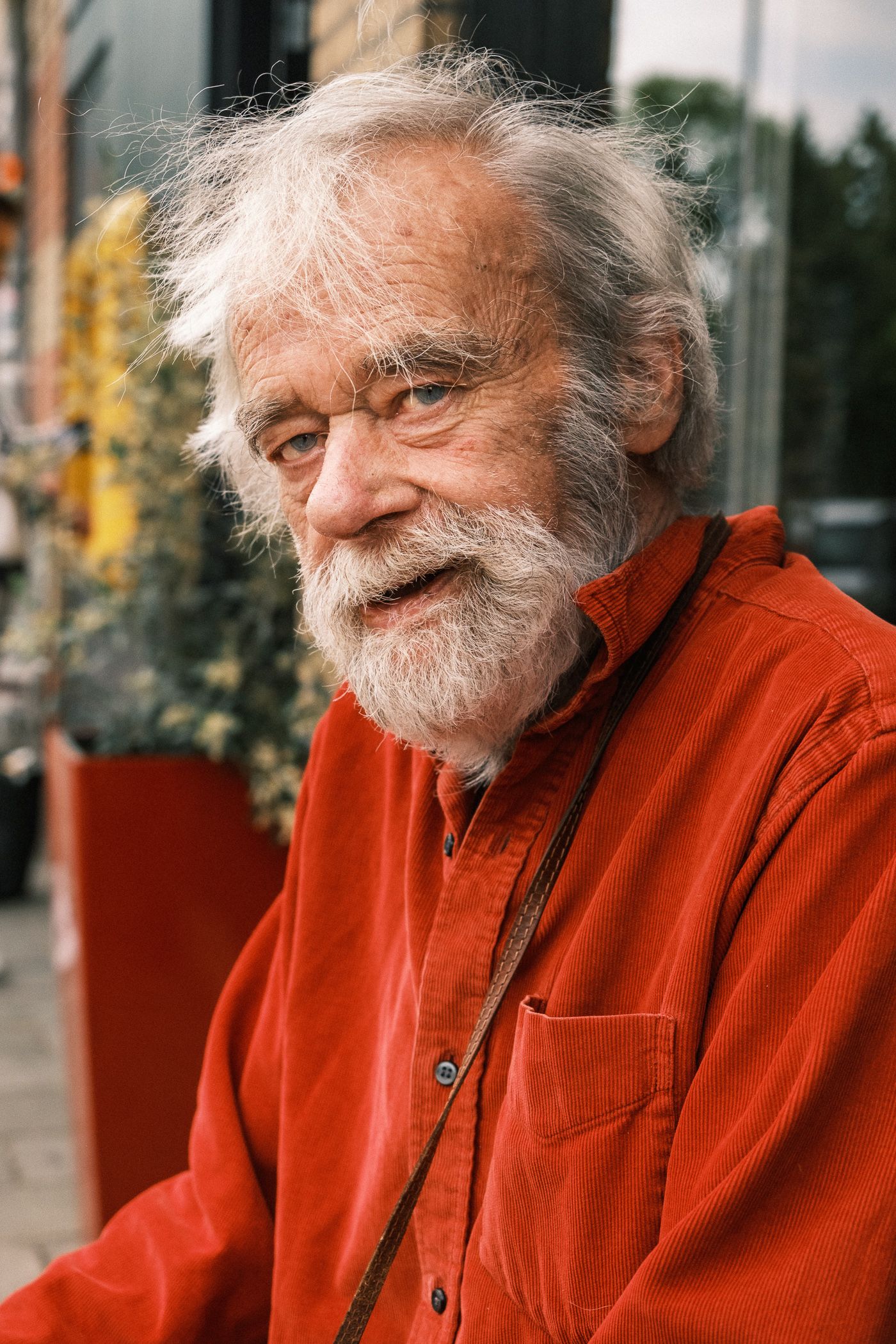 Street portrait photography in Amsterdam capturing a natural and authentic expression.
