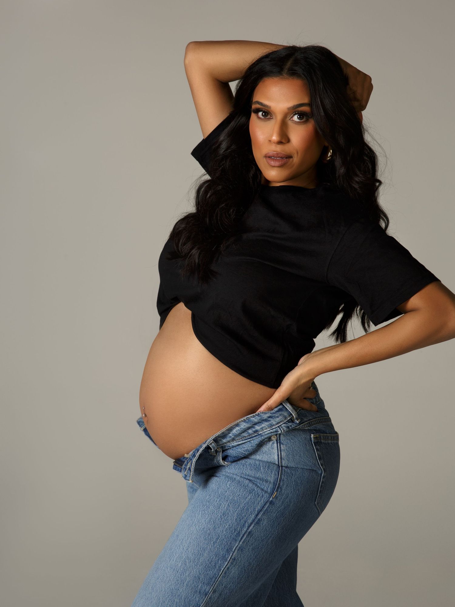Maternity photography capturing an expecting mother’s story