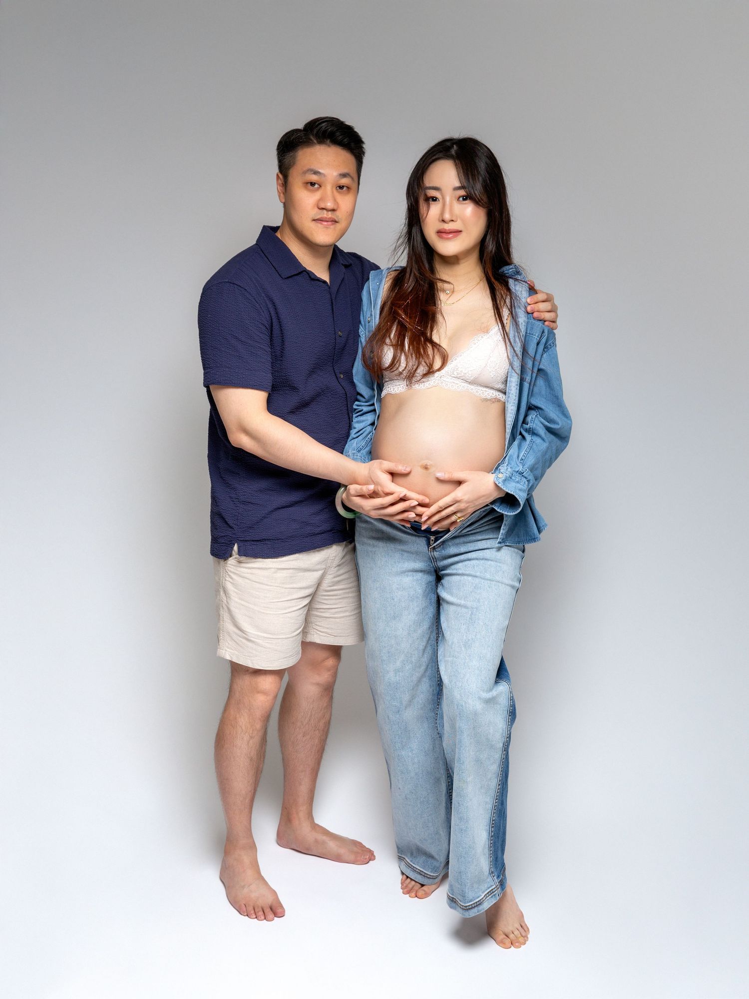 Melbourne studio maternity photography with simple, elegant styling
