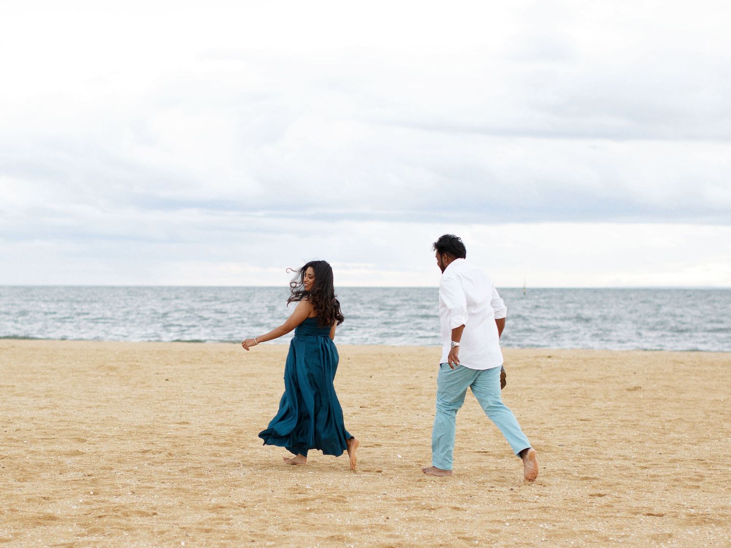 Lifestyle love story photoshoot in an outdoor location