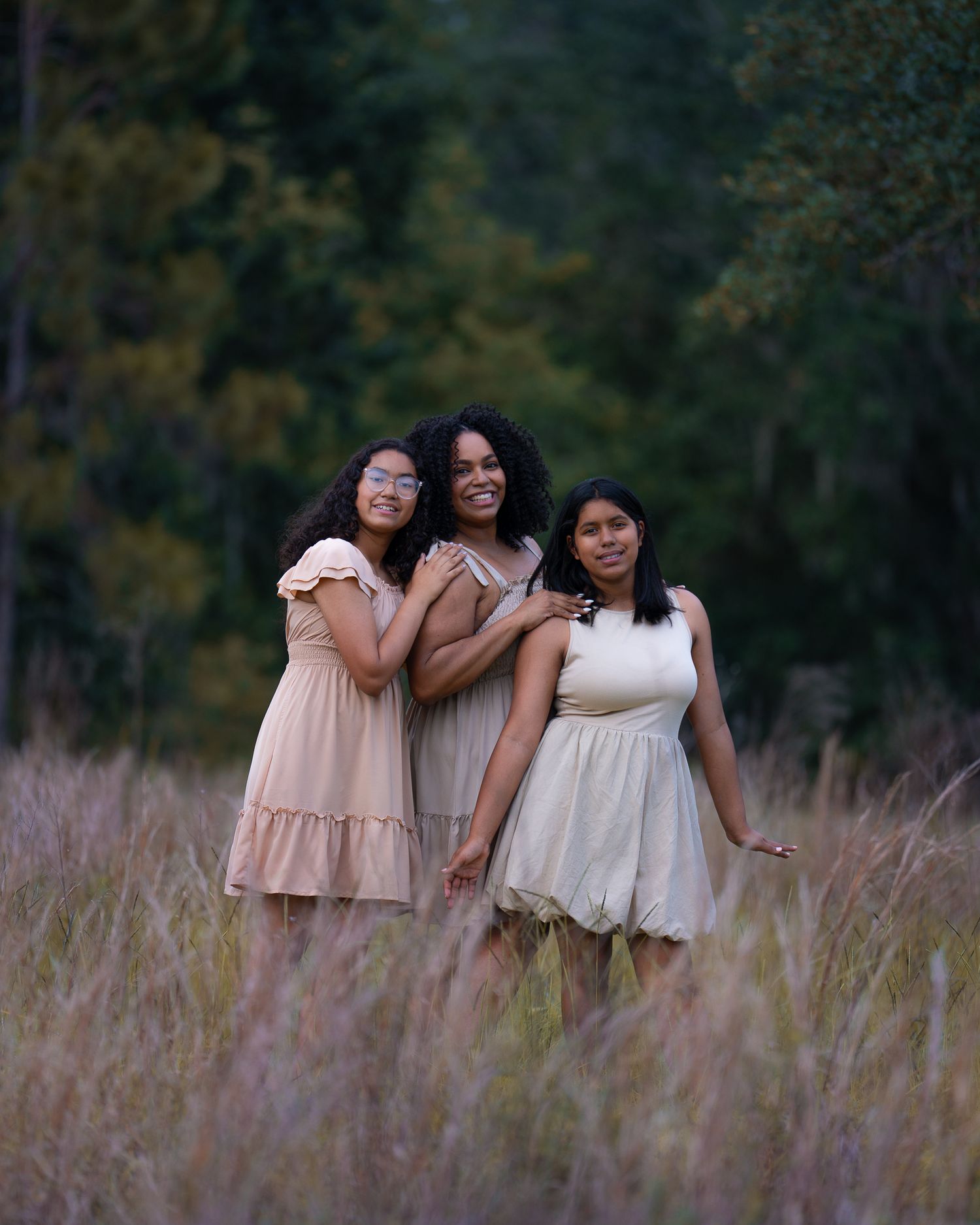 Fotografía profesional de familia en Orlando, sesión en exteriores y studio. Professional family photography in Orlando, outdoor session.