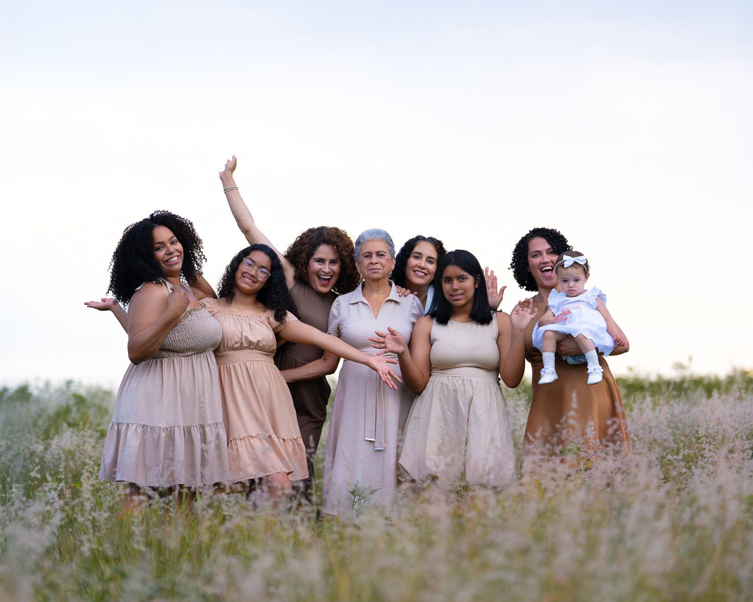 Fotografía profesional de familia en Orlando, sesión en exteriores y studio. Professional family photography in Orlando, outdoor session.