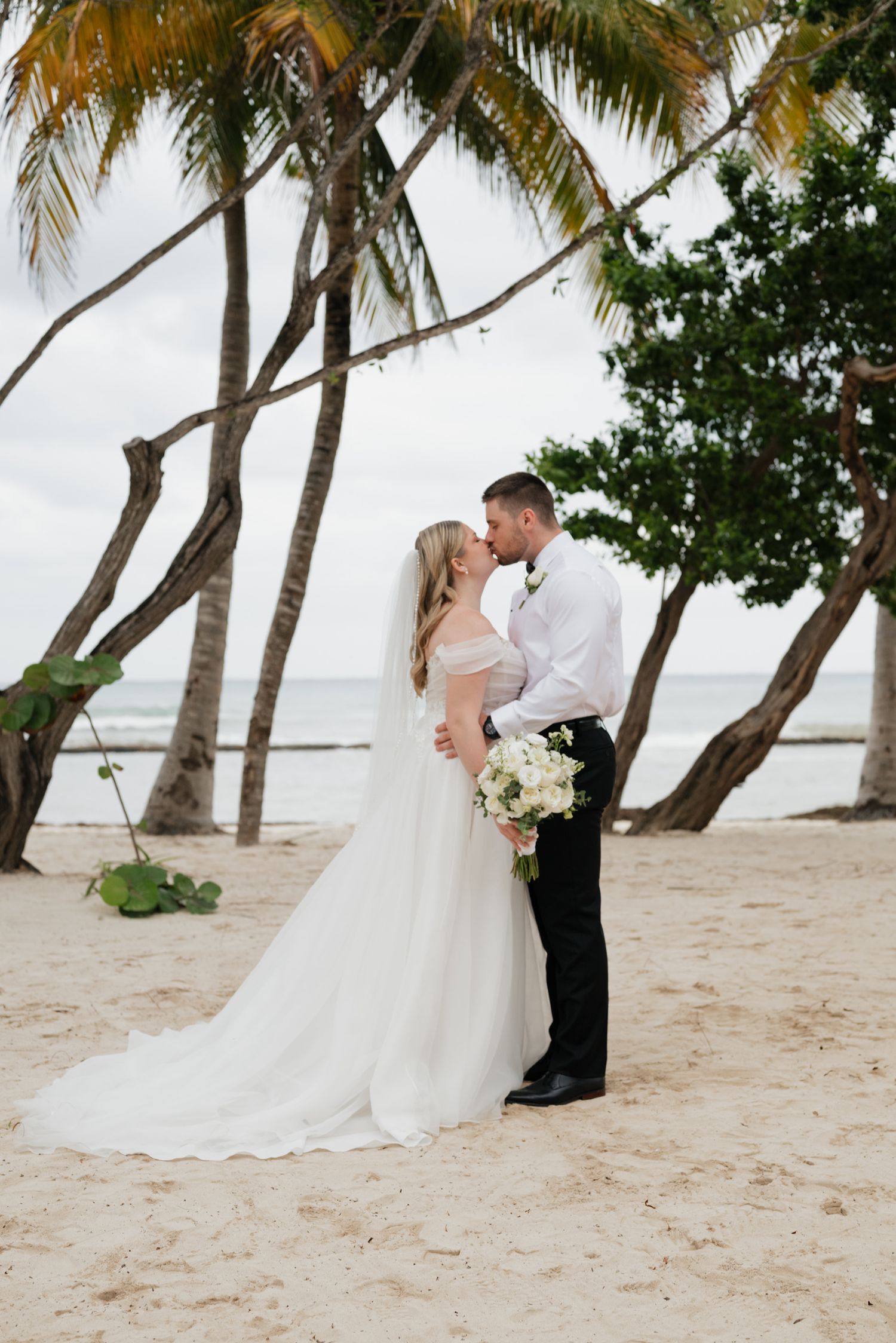 Couples Portraits at Sandos Caracol Eco resort Mexico