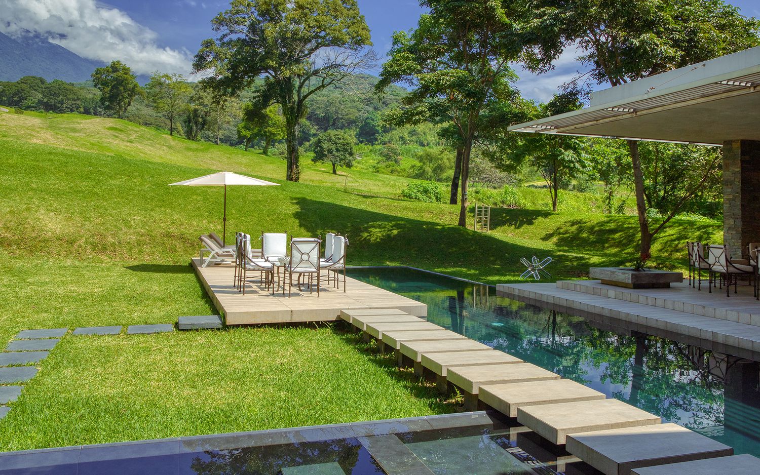 Fotografía y video de arquitectura en Guatemala para arquitectos, experiencias airbnb, diseño de interiores y mobiliario.