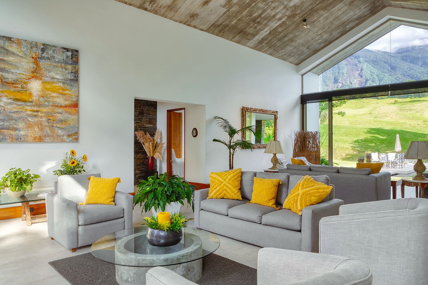Fotografía y video de arquitectura en Guatemala para arquitectos, experiencias airbnb, diseño de interiores y mobiliario.