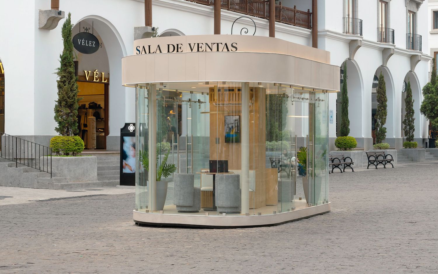 Fotografia de arquitectura en Guatemala. Arquitectura comercial. Fotografia comercial. Urbanismo. Bienes raices. Kiosko.. Ventanas. Puertas.