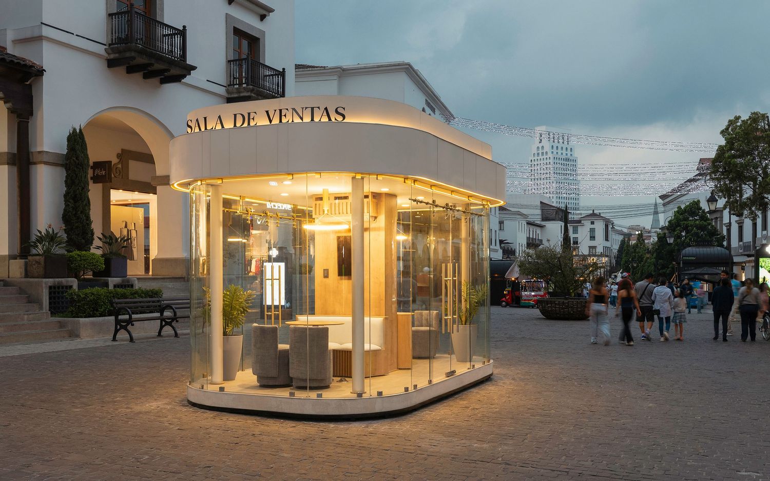Fotografia de arquitectura en Guatemala. Arquitectura comercial. Fotografia comercial. Urbanismo. Bienes raices. Kiosko. Acabados. Ventanas.