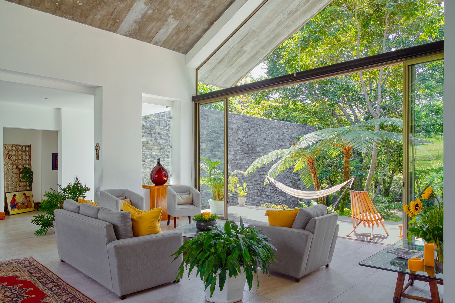 Fotografía y video de arquitectura en Guatemala para arquitectos, experiencias airbnb, diseño de interiores y mobiliario.