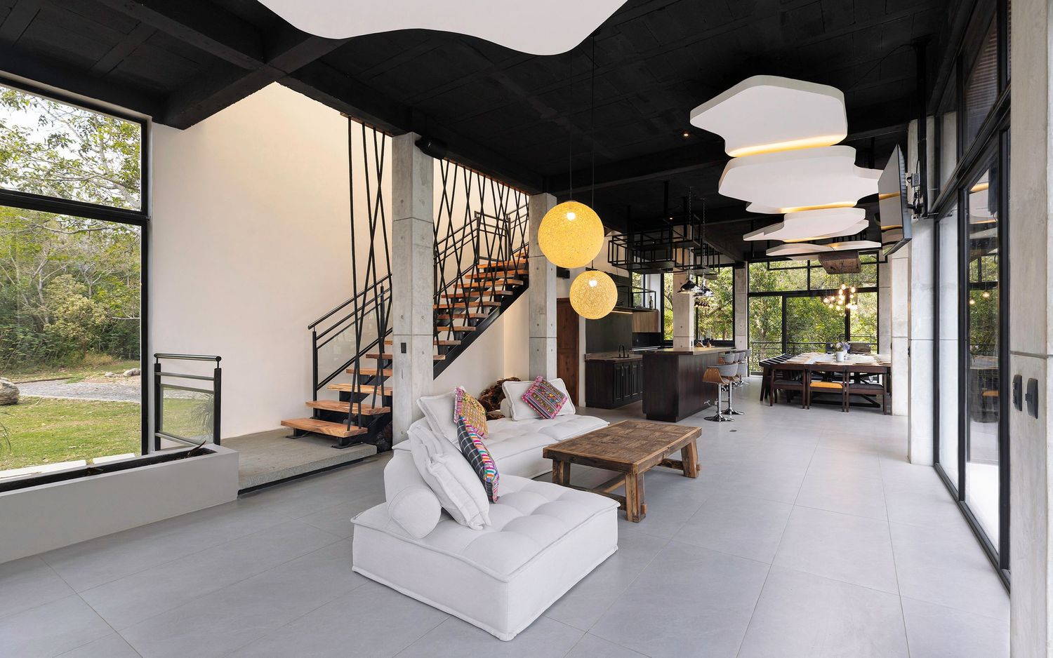 Fotografia de arquitectura. Arquitectura residencial. Fotografia comercial. Experiencia airbnb. Diseno de planta libre. Sala. Comedor.