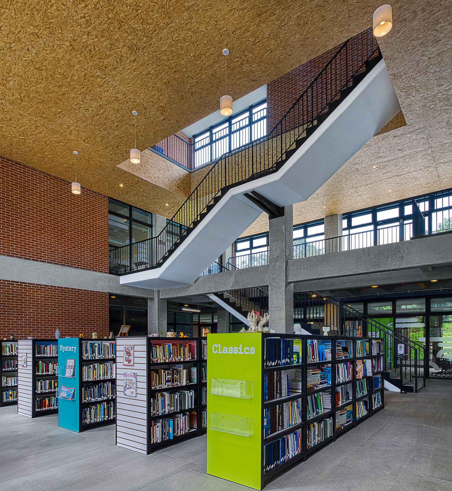Fotografía y video de arquitectura en Guatemala para colegios y centros educativos.